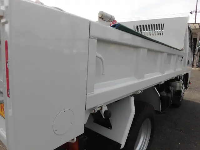 いすゞ エルフ TPG-NKR85AN(2WD)の写真11