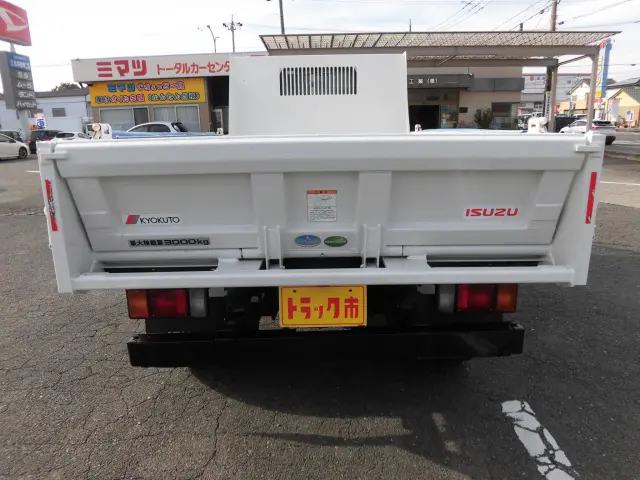 いすゞ エルフ TPG-NKR85AN(2WD)の写真12