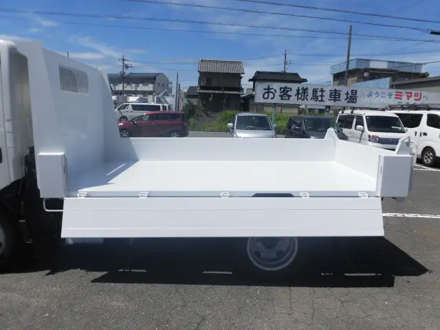 いすゞ エルフ 2RG-NJR88AT(2WD)の写真12