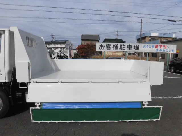 いすゞ エルフ TPG-NKR85AN(2WD)の写真14