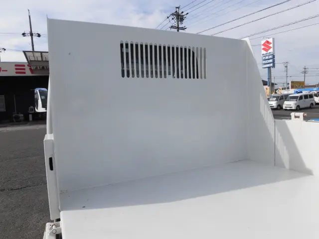 いすゞ エルフ TPG-NKR85AN(2WD)の写真15