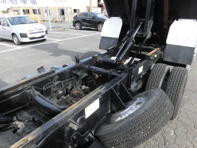 いすゞ エルフ TPG-NKR85AN(2WD)の写真19