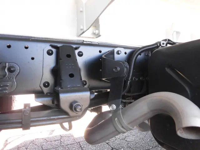 いすゞ エルフ 2PG-NPR88YM(2WD)の写真22