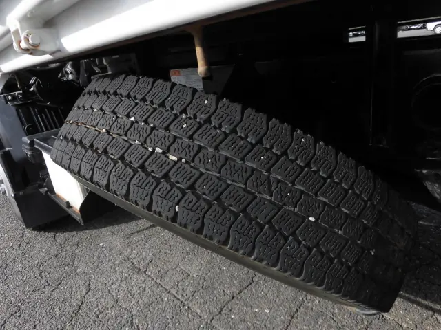 いすゞ エルフ TPG-NKR85AN(2WD)の写真26