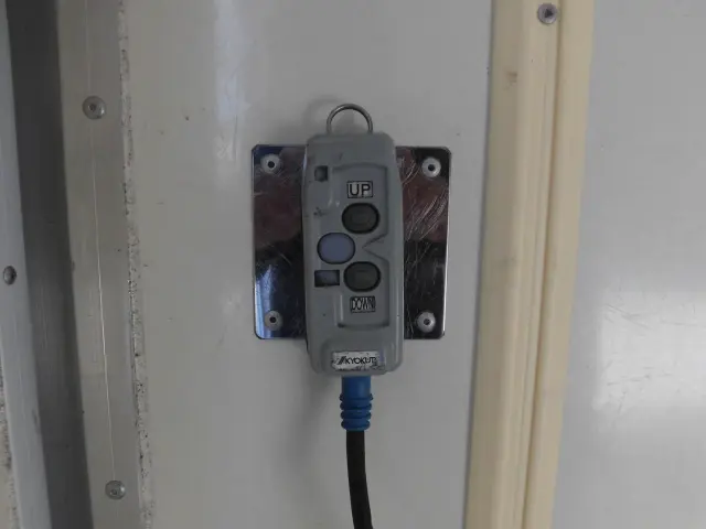 いすゞ エルフ TPG-NPR85AN(2WD)の写真21