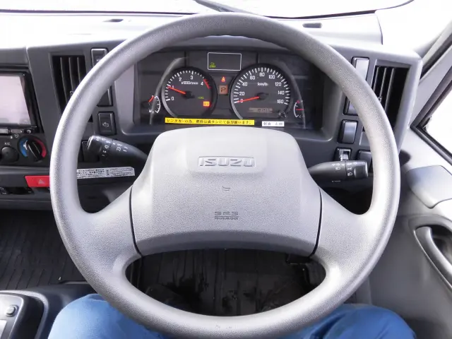 いすゞ エルフ TPG-NPR85AN(2WD)の写真32