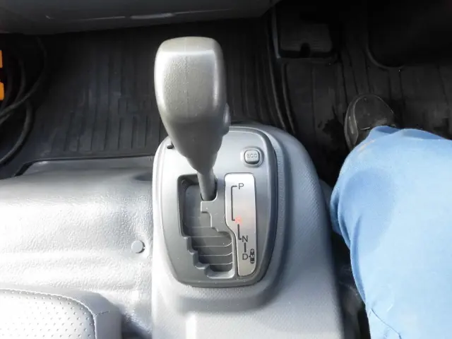 いすゞ エルフ TPG-NPR85AN(2WD)の写真33