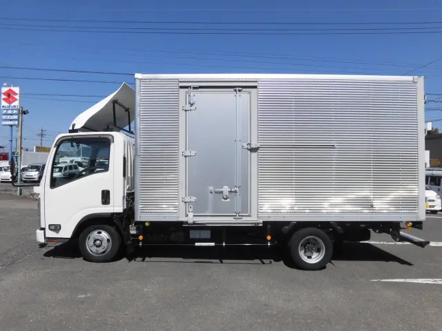いすゞ エルフ 2RG-NLR88AN(2WD)の写真6