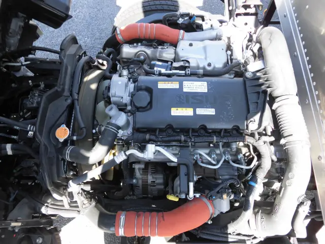 いすゞ エルフ 2RG-NLR88AN(2WD)の写真19