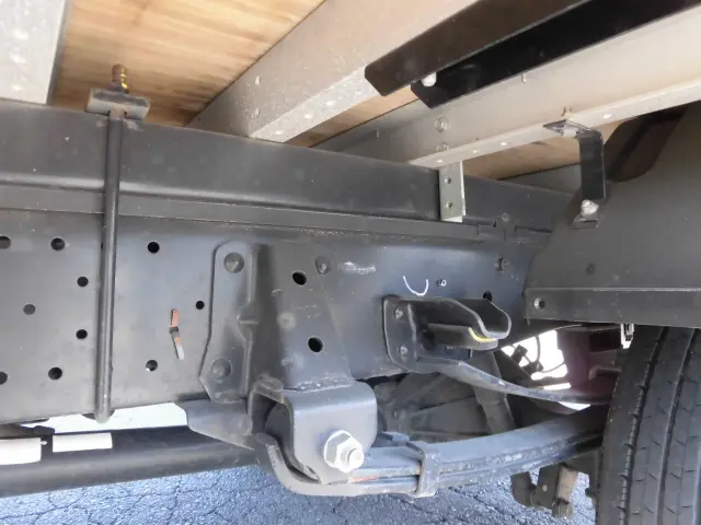 いすゞ エルフ 2RG-NLR88AN(2WD)の写真22