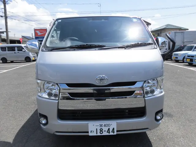 トヨタ ハイエースバン QDF-GDH201V(2WD)の写真7