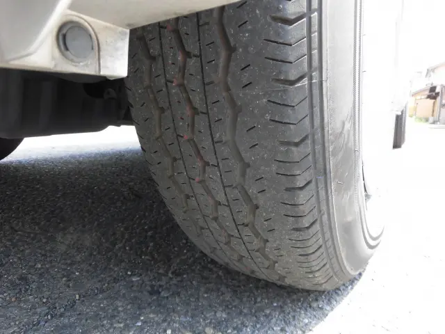 トヨタ ハイエースバン QDF-GDH201V(2WD)の写真16