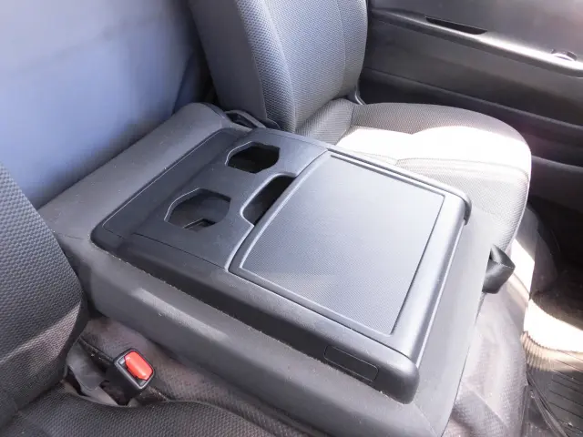 トヨタ ハイエースバン QDF-GDH201V(2WD)の写真21