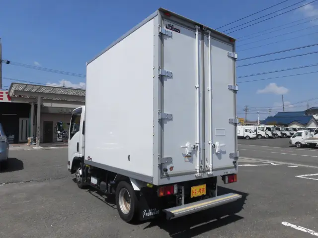 いすゞ エルフ 2RG-NLR88AN(2WD)の写真4