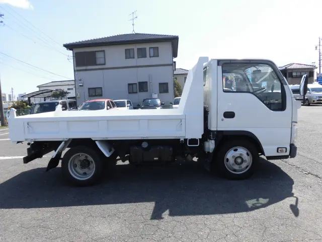 いすゞ エルフ TPG-NJR85AD(2WD)の写真5