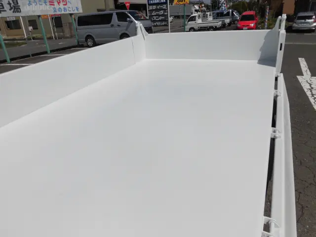 いすゞ エルフ TPG-NJR85AD(2WD)の写真14