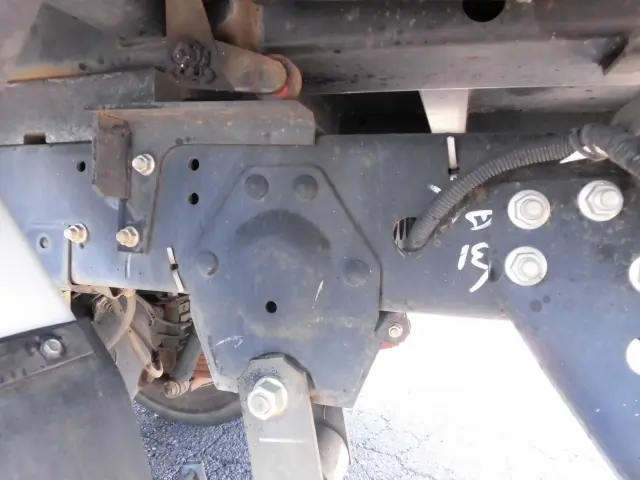 いすゞ エルフ TPG-NJR85AD(2WD)の写真25