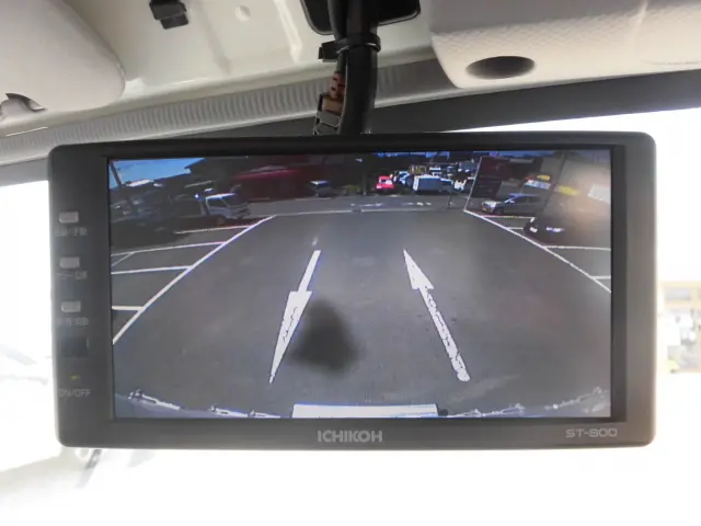 いすゞ エルフ 2RG-NLR88AN(2WD)の写真32