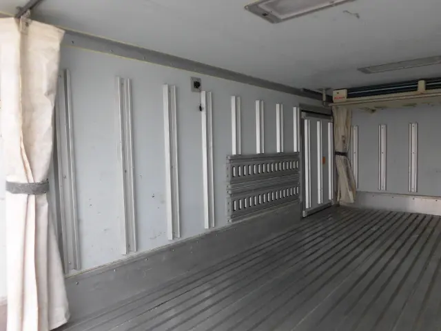 トヨタ トヨエース QDF-KDY231(2WD)の写真15