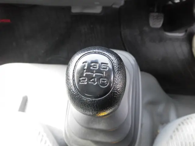 トヨタ トヨエース QDF-KDY231(2WD)の写真29