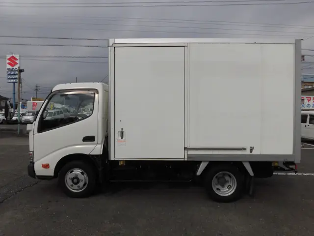 トヨタ ダイナ TPG-XZC605(2WD)の写真6