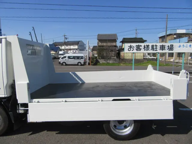 いすゞ エルフ TPG-NJR85AD(2WD)の写真12