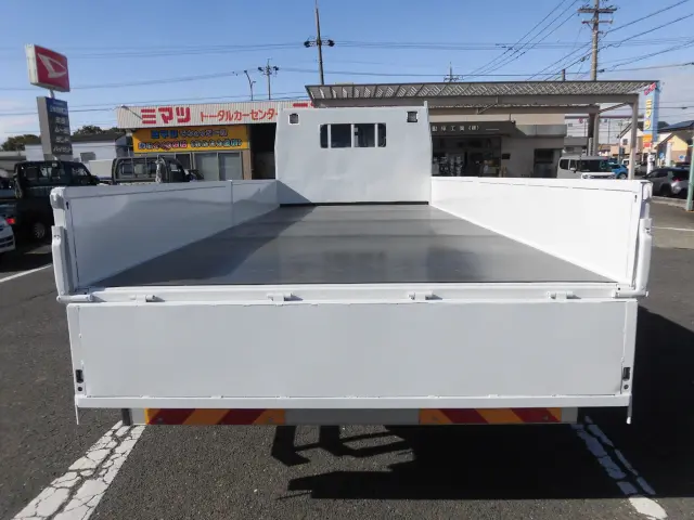 いすゞ エルフ TPG-NPR85YN(2WD)の写真12