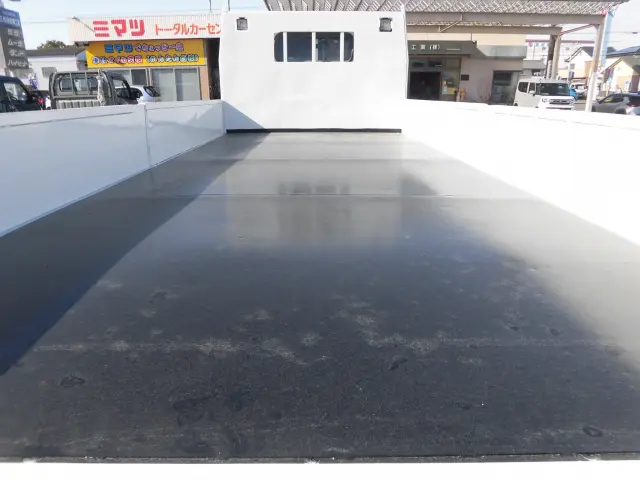 いすゞ エルフ TPG-NPR85YN(2WD)の写真13