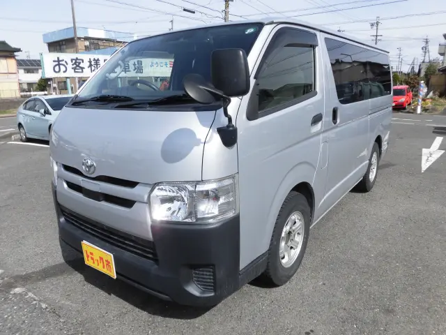 トヨタ ハイエースレジアス QDF-GDH201V(2WD)の写真1
