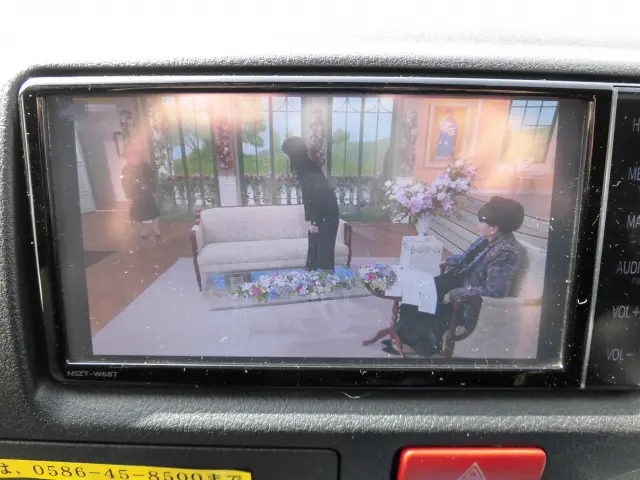 トヨタ ハイエースレジアス QDF-GDH201V(2WD)の写真23