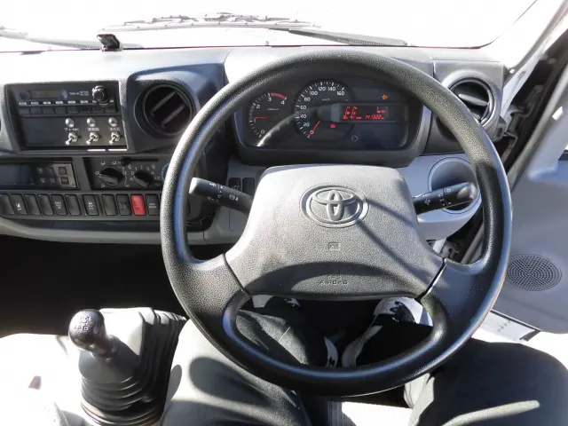 トヨタ トヨエース TKG-XZC605(2WD)の写真27