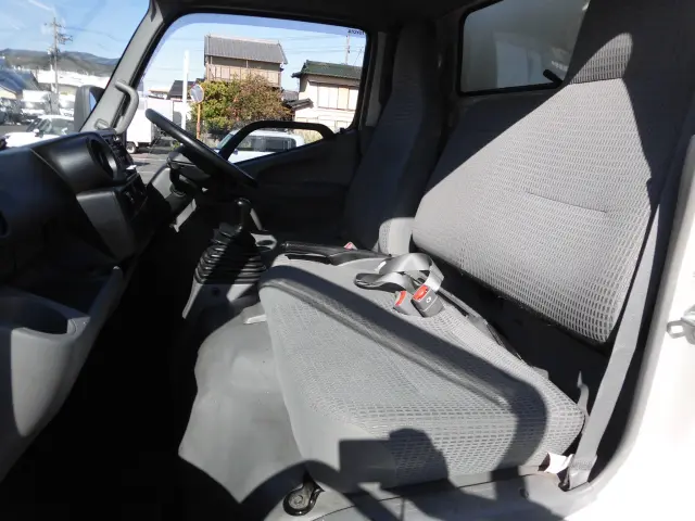 トヨタ トヨエース TKG-XZC605(2WD)の写真32