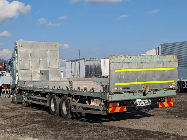 日野 プロフィア QKG-FW1EXEJ(8x4)の写真4