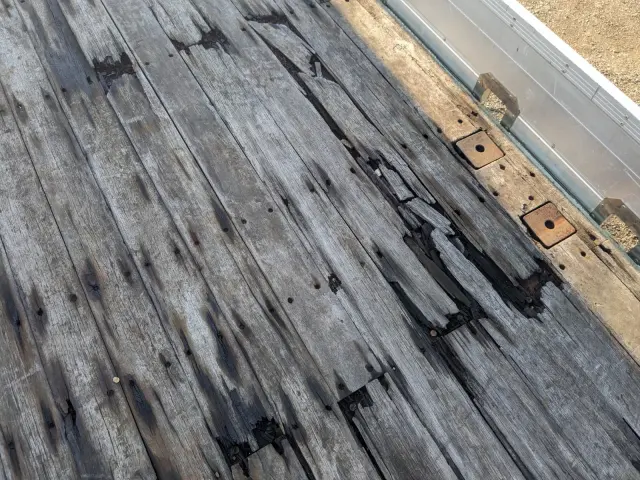 日野 プロフィア QKG-FW1EXEJ(8x4)の写真12