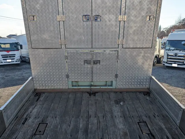 日野 プロフィア QKG-FW1EXEJ(8x4)の写真14