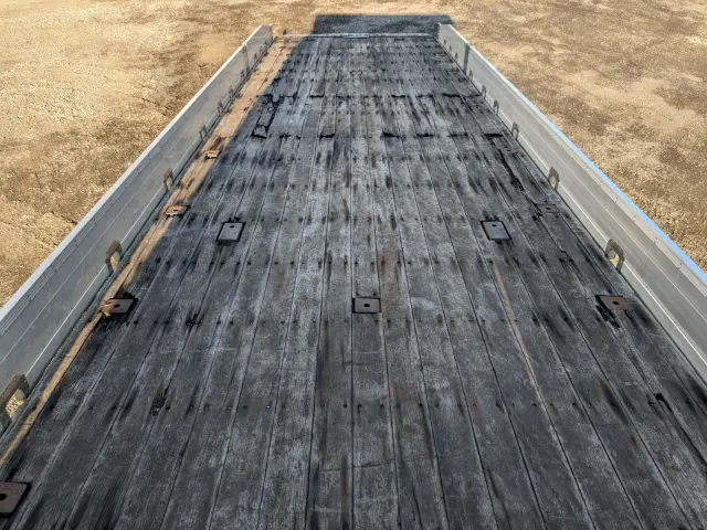 日野 プロフィア QKG-FW1EXEJ(8x4)の写真17