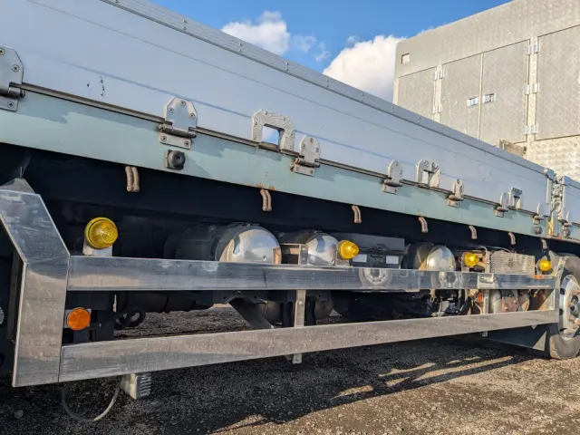 日野 プロフィア QKG-FW1EXEJ(8x4)の写真30