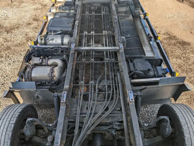 日野 プロフィア QKG-FW1EXEJ(8x4)の写真32