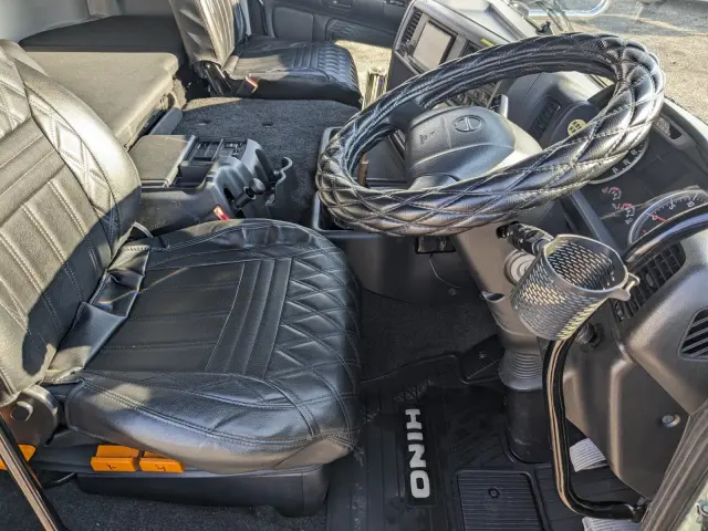 日野 プロフィア QKG-FW1EXEJ(8x4)の写真37