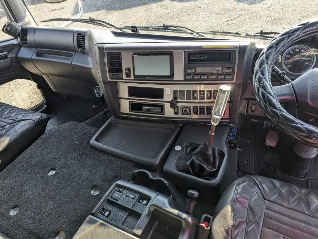 日野 プロフィア QKG-FW1EXEJ(8x4)の写真41