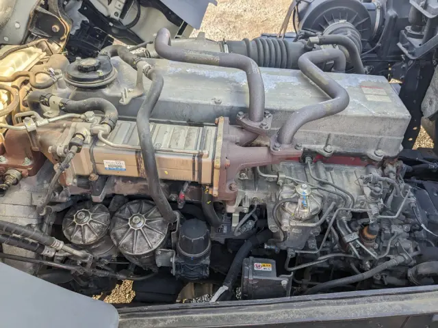 日野 プロフィア QKG-FW1EXEJ(8x4)の写真44