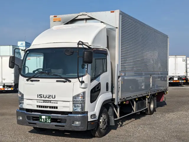 いすゞ フォワード SKG-FRR90T2(2WD)の写真1