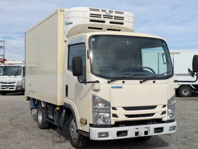 いすゞ エルフ TSG-NLR85PAN(2WD)の写真3