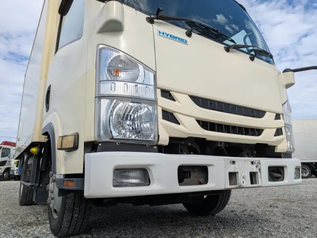 いすゞ エルフ TSG-NLR85PAN(2WD)の写真4