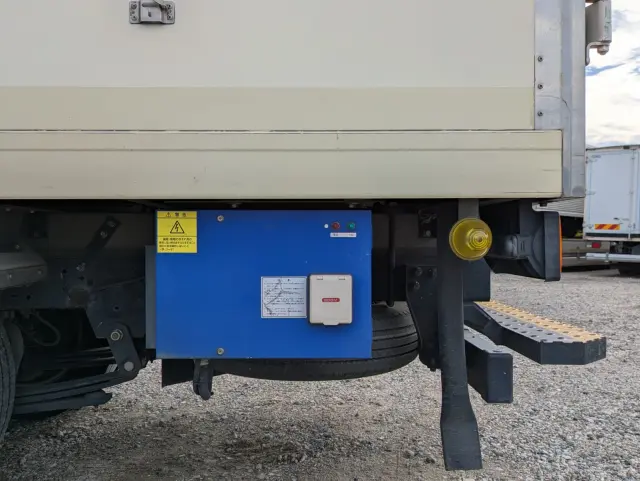 いすゞ エルフ TSG-NLR85PAN(2WD)の写真25