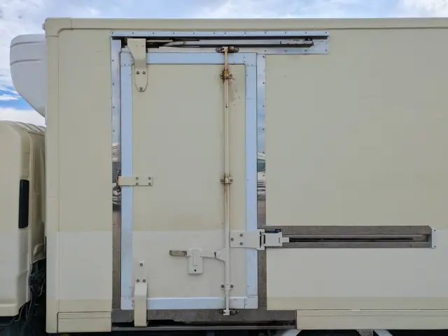 いすゞ エルフ TSG-NLR85PAN(2WD)の写真30