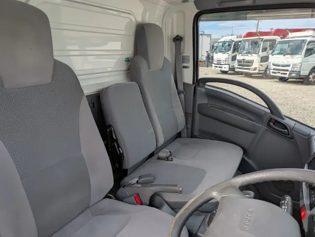 いすゞ エルフ TSG-NLR85PAN(2WD)の写真40