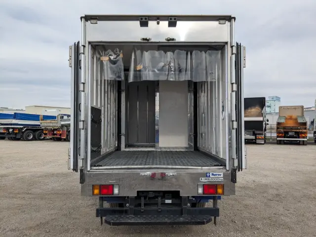 いすゞ エルフ 2RG-NMR88AN(2WD)の写真9