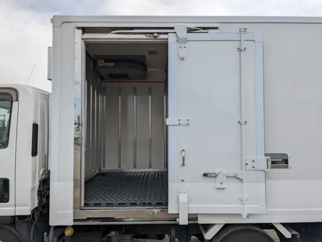 いすゞ エルフ 2RG-NMR88AN(2WD)の写真28