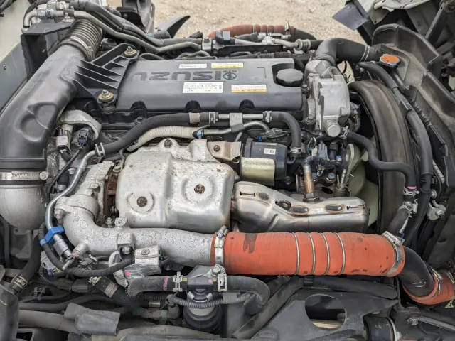 いすゞ エルフ 2RG-NMR88AN(2WD)の写真44